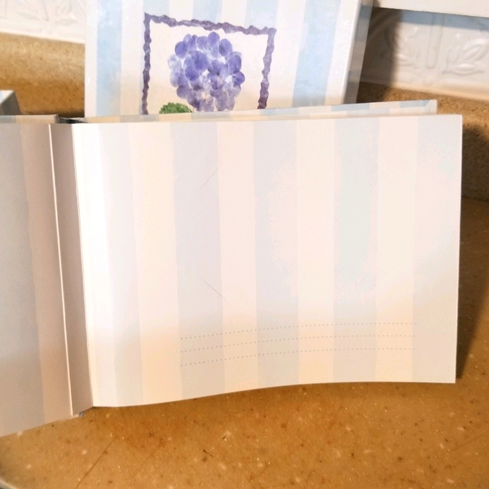 🌸Pretty Storage Box & Photo/Scrap Book - Picture 7 of 15